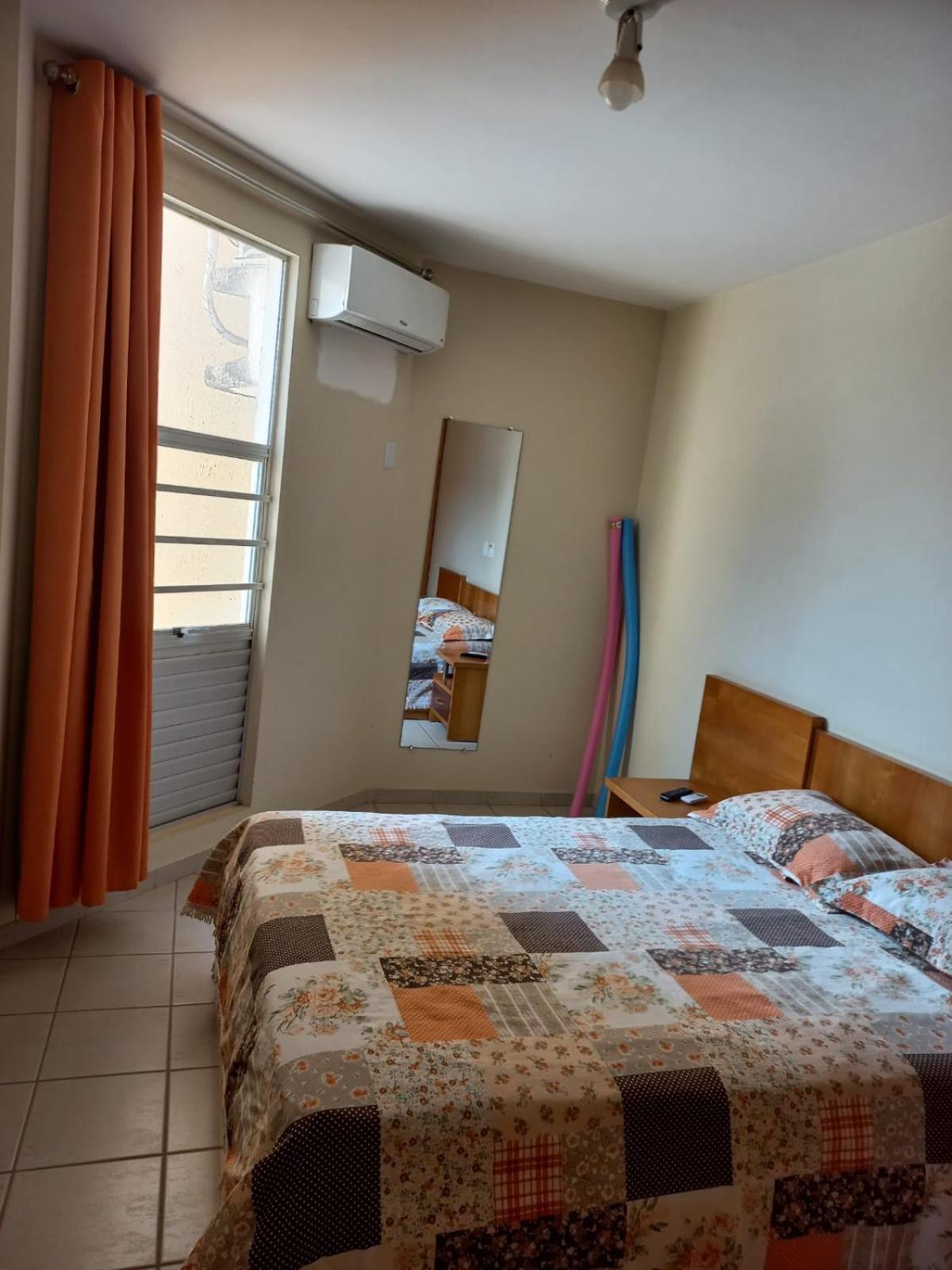 Prive Das Thermas 01 - Ar Split Nos 2 Quartos, Ventilador Na Sala, Purificador Soft Gelada Natural Caldas Novas Luaran gambar